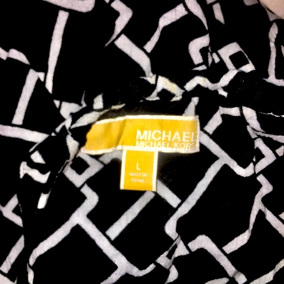 Geometric Halter maxi dress - Picture 2 of 9